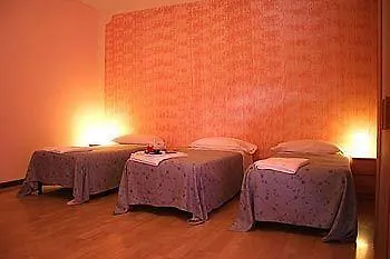 *** Casa de hóspedes Hostel 3 Milão Itália