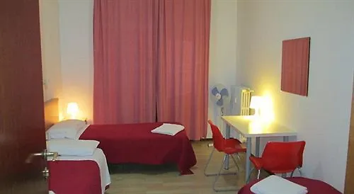Hostel 3 Milão Itália