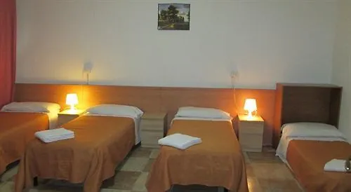 Hostel 3 Milan Guest house